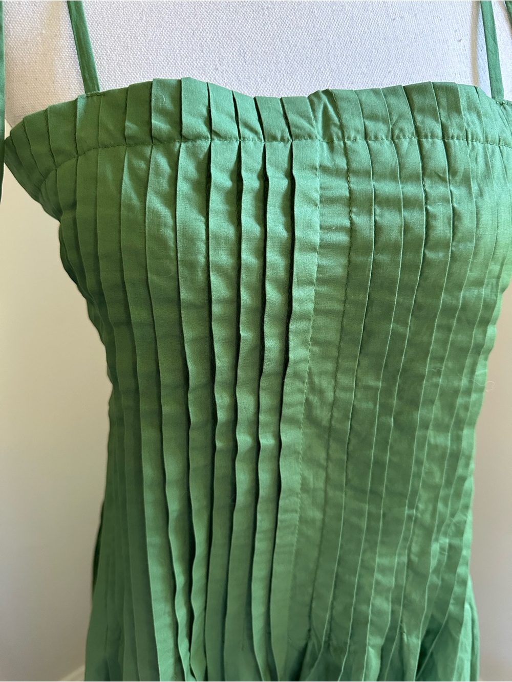 Tuckernuck Moon River Green Sleeveless Pleated Maxi Dress Medium - Picture 3 of 10